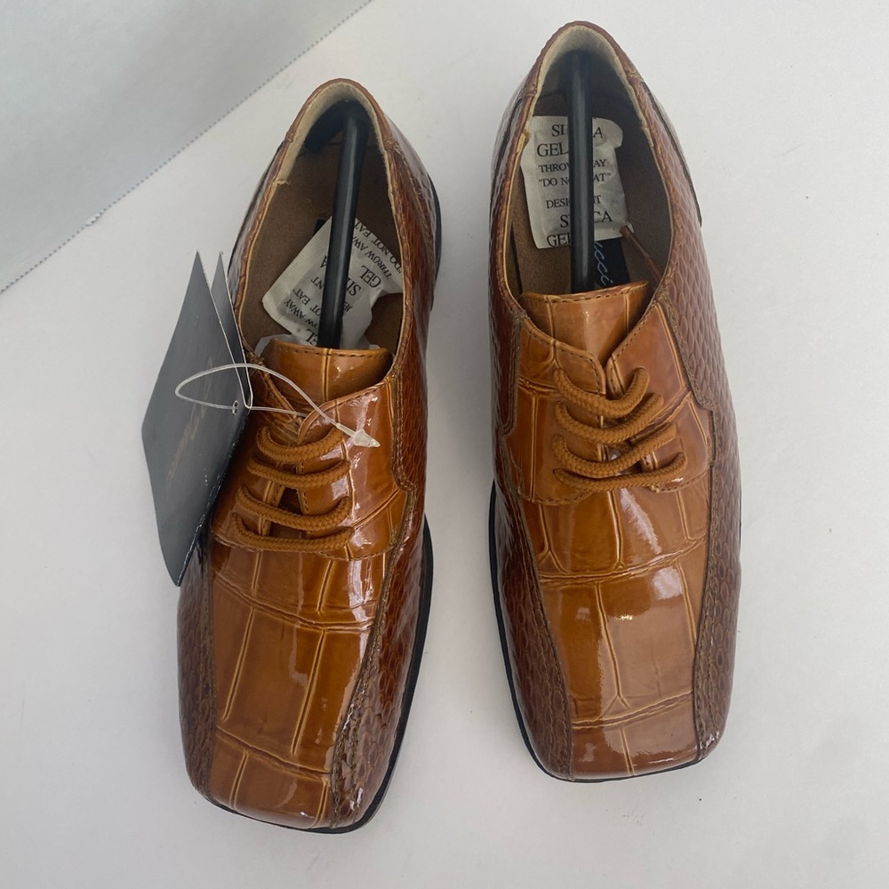 NWT Boys dress shoes size 1
